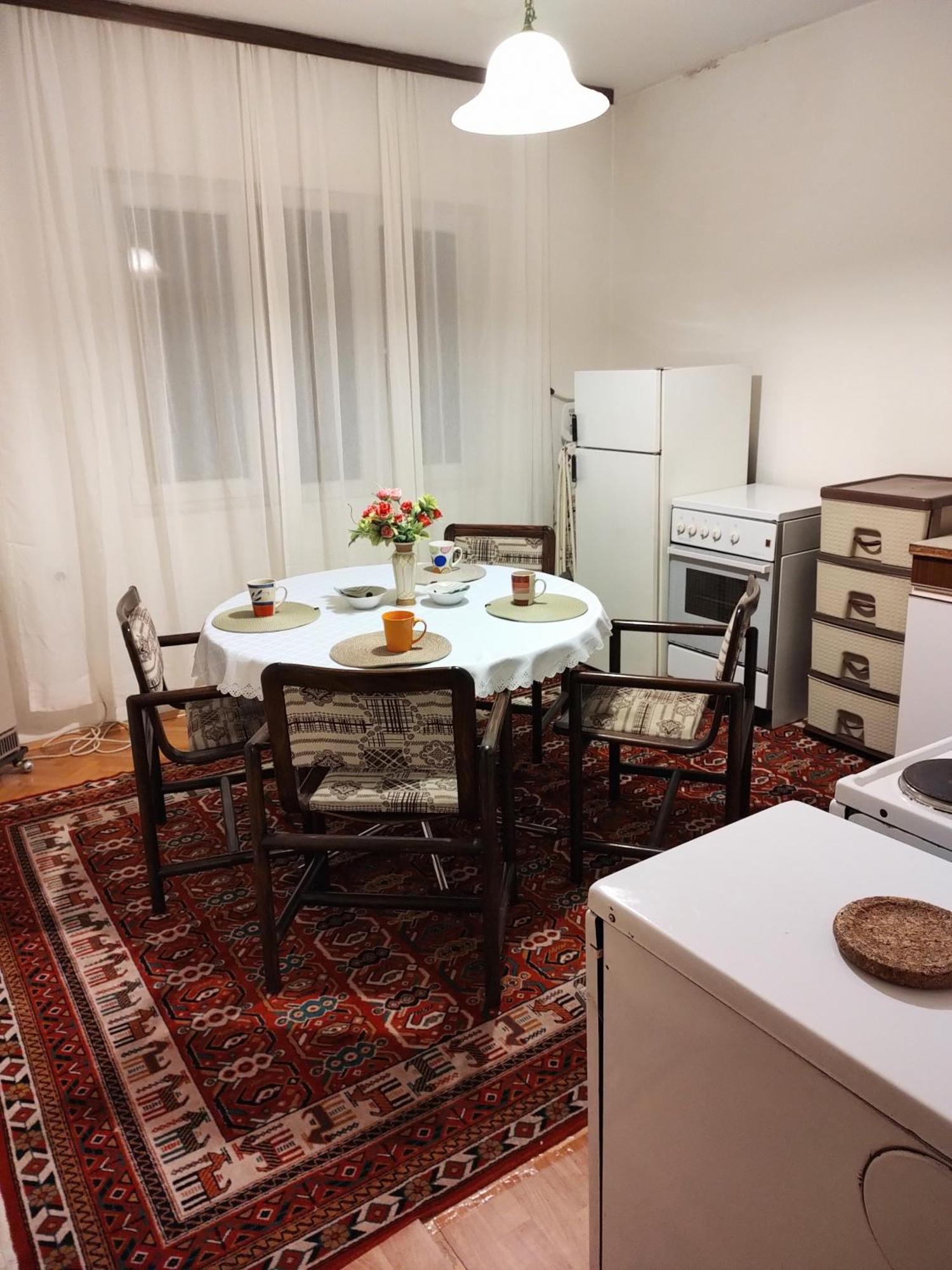 Digital Nomad Comfy Apartment,Foot Mountain Vodno And Millennium Cross,19 Min By Walk To Cener,Free Parking Skopje Exterior foto