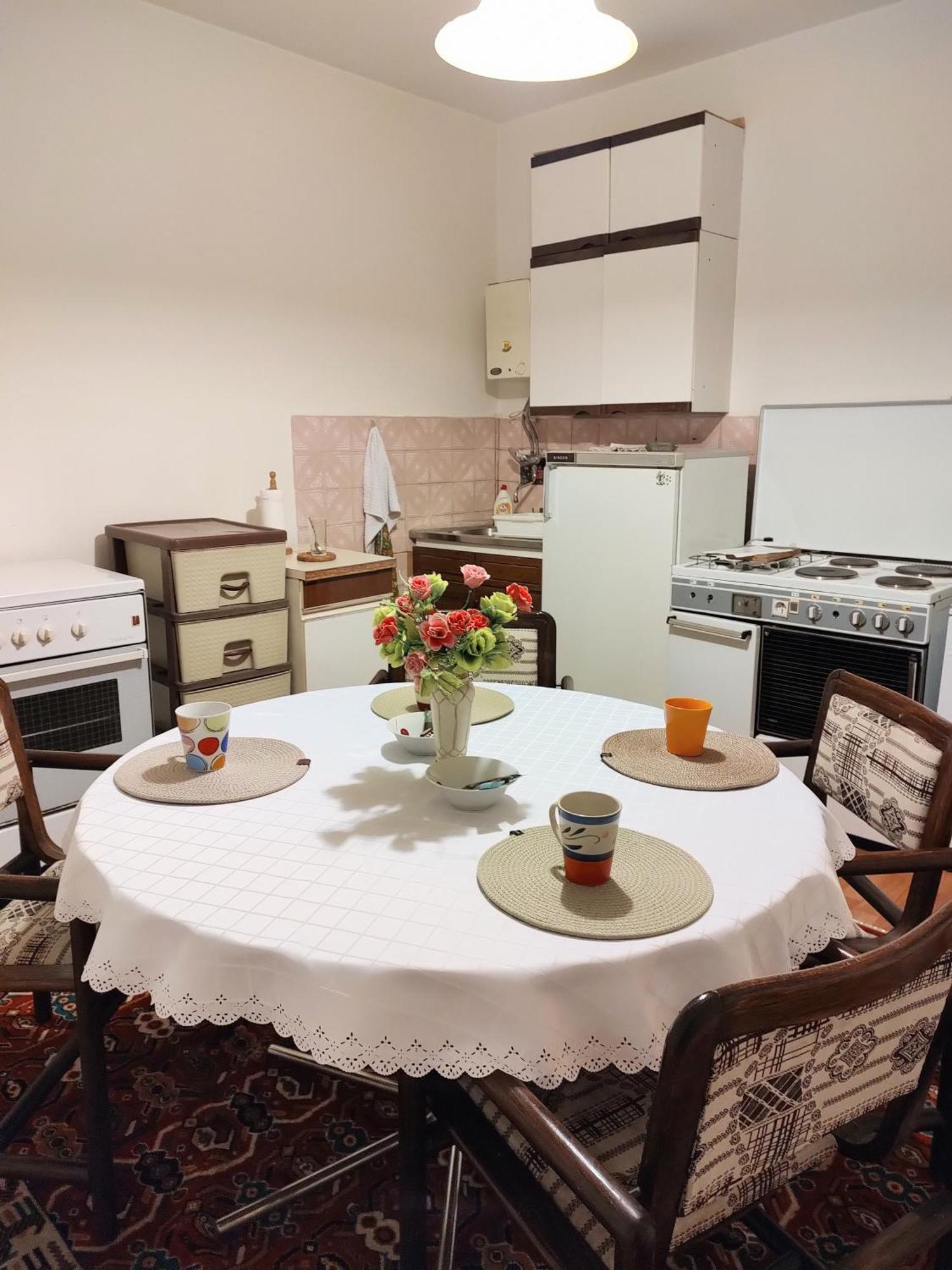 Digital Nomad Comfy Apartment,Foot Mountain Vodno And Millennium Cross,19 Min By Walk To Cener,Free Parking Skopje Exterior foto